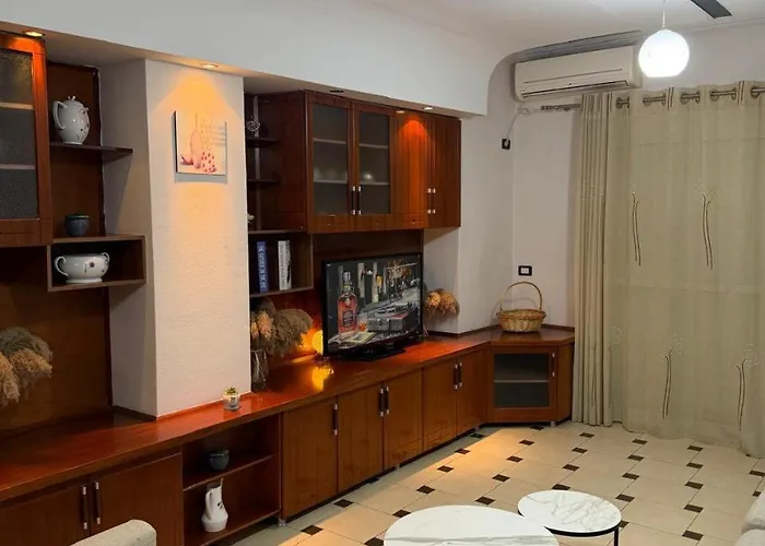 Lägenhet - Tirana