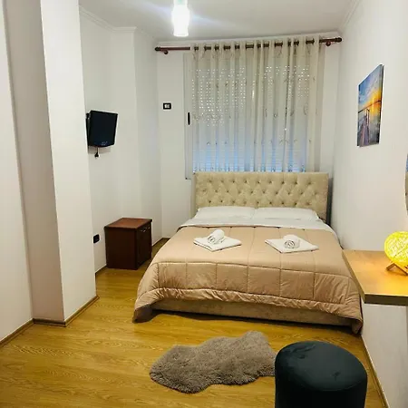 - Apartamento